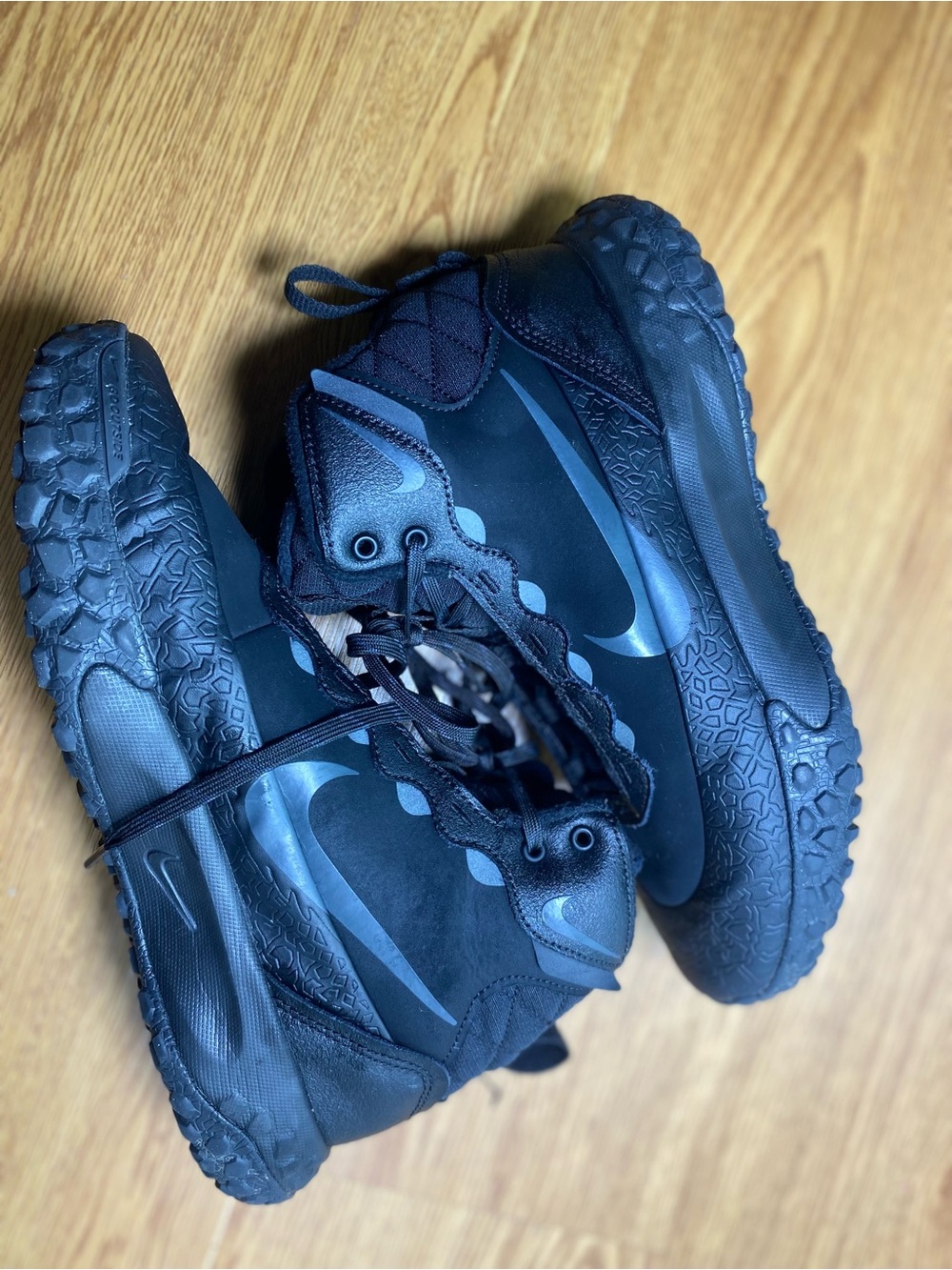 Nike Kids Black Trail-Style Sneakers